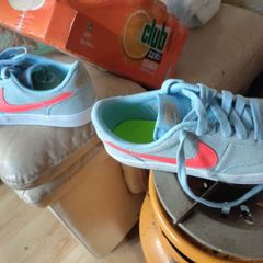Brand new girls nike runners
