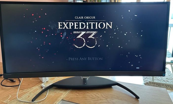 Philips 34 Curved UltraWide Monitor (3440x1440)