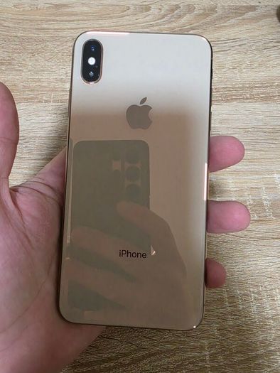Apple iPhone Xs Rose Gold