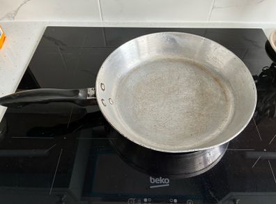Large Deep Frying Pan