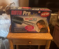 Brand new boxed and unused hair styler