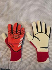 Adidas Predator Fingersave gloves
