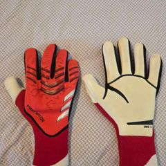 Adidas Predator Fingersave gloves