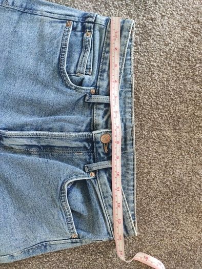 Stradivarius Mom Slim jeans size 10