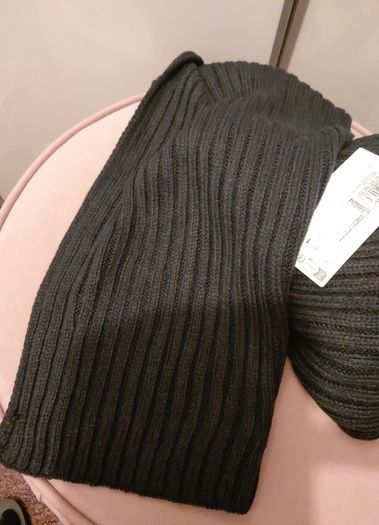 Marks and Spencer mens rib scarf with tags