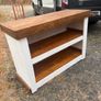 Kitchen island Image 4