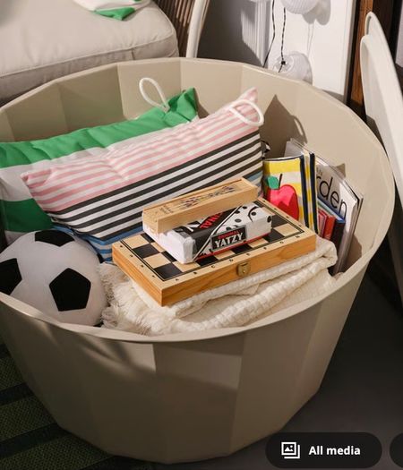 Garden coffee table (with storage)