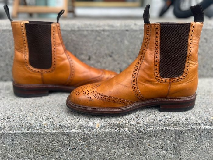 Loake Thirsk Tan Brogue Chelsea Boots UK 9 F Made in England