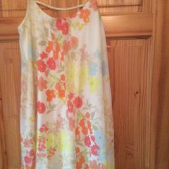 Tunic dresses / Tops