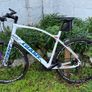 Giant Fastroad SLR 2 Size M/L Image 2