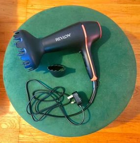 Revlon SmoothStay 2000W Dryer with Full Attachments Studio Quality