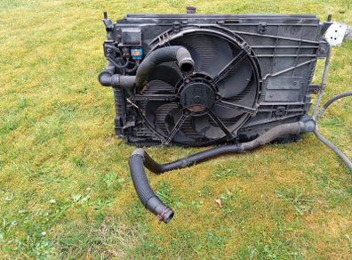 Electric radiator cooling fan