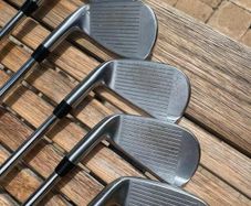 Titleist T200