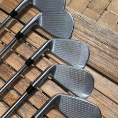 Titleist T200