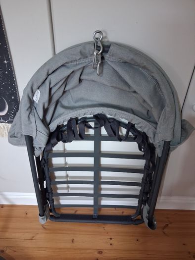 Egg chair