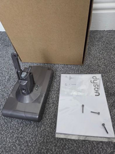 Replacement Dyson V8 vacuum battery E: Original Brand New
