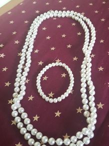 Pearl necklace