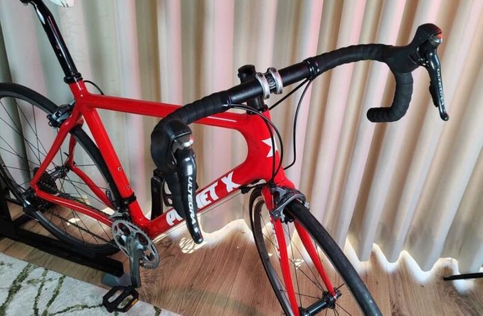 Planet X Pro Carbon Roadbike