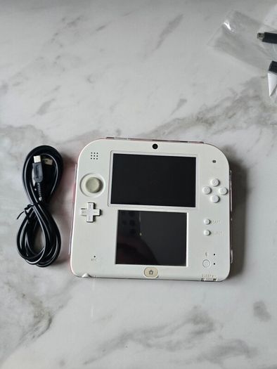 Nintendo 2ds mario edition