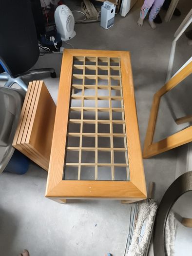 glass top coffee table