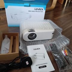 Yaber V2 projector