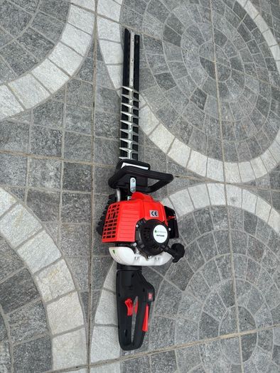 hedge strimmers