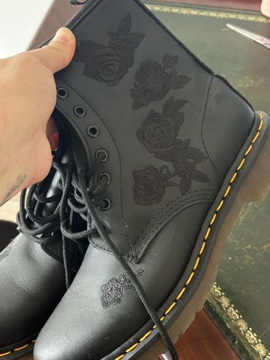 Dr.Martens