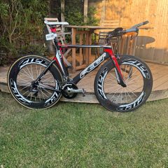 Felt B10 carbon TT bike
