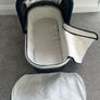 Uppababy Vista buggy with bassinet Image 5