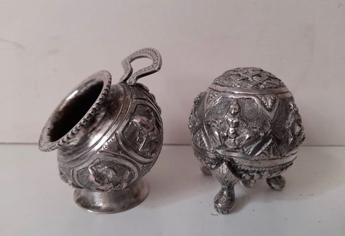 Indian Salt & Pepper Silver Condiments