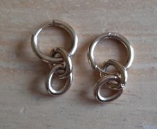 New cute golden fashion earrings