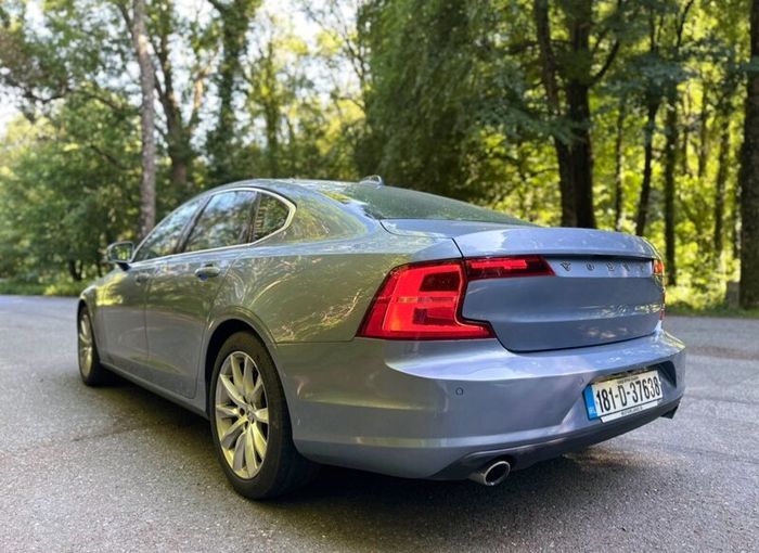 Volvo S90 2.0 4D Auto 2018