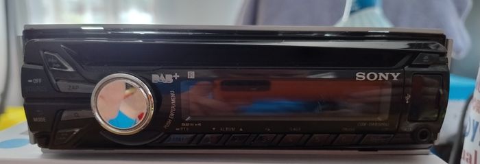 Car stereo Sony CDX DAB500U