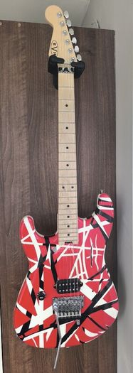 Left hand EVH RWBS guitar