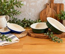 Le Creuset Dishes 17.5 cm and 10cm