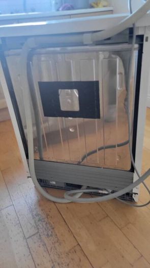 Beko Freestanding Full size Dishwasher - White
