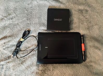 Wacom Bamboo Pen Graphic Drawing Tablet CTL-460 USB