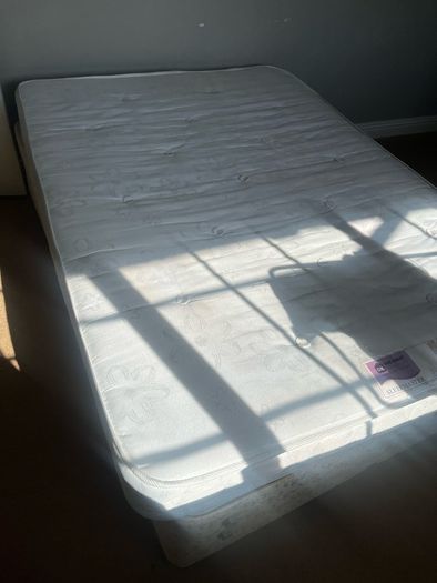 divan bed and mattress