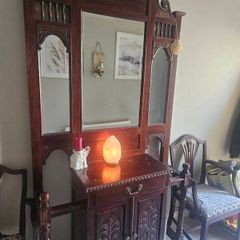 Cabinet with 2 chairs