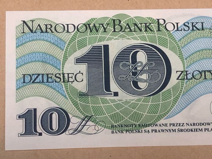 UNCIRCULATED Crisp  Polish banknotes x 5