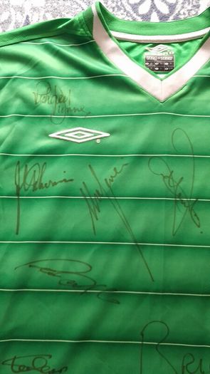 Vintage Rep Of Ireland Multi Signed Umbro Shirt