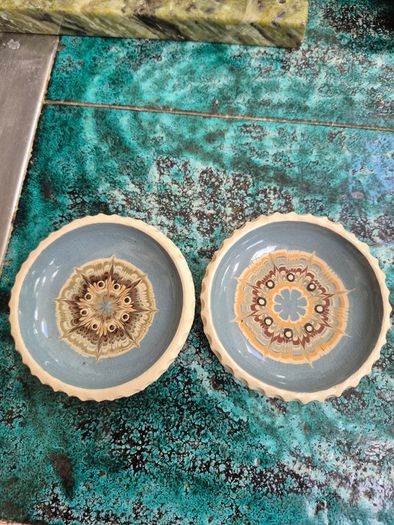 Ambleside pair of dishes