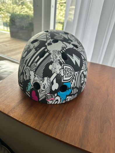 Bicycle Helmet Multi sport Monster High Deluxe Premium Helmet 54-58cm