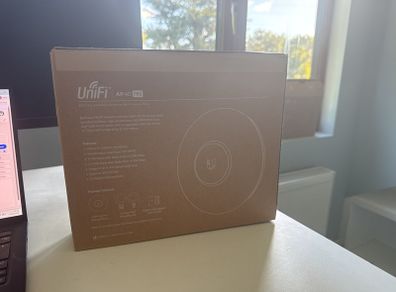 2 x Ubiquiti UniFi AP AC Pro (UAP-AC-PRO) WiFi Access Points