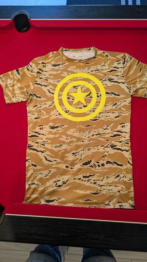Under Armour Alter Ego captain America XL