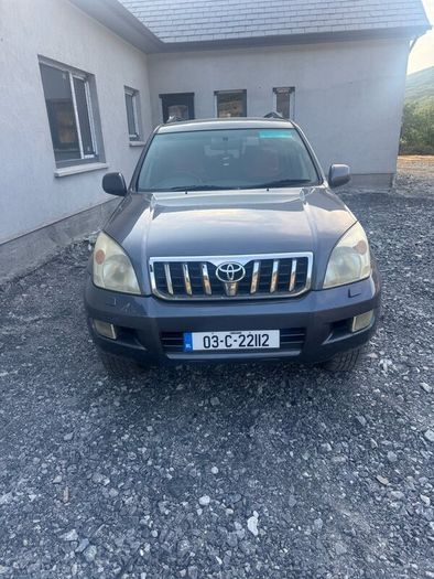 2003 Toyota Landcruiser 8 seater