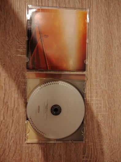 Usher (8701)