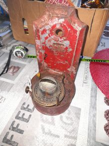 Antique Railway or Guard's Oil Lamp, Designed to be Wall Mounted. paraffin lamp Metal Features a backplate for mounting to a vertical surface and a cylindrical base for fuel