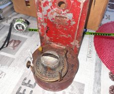 Antique Railway or Guard's Oil Lamp, Designed to be Wall Mounted. paraffin lamp Metal Features a backplate for mounting to a vertical surface and a cylindrical base for fuel