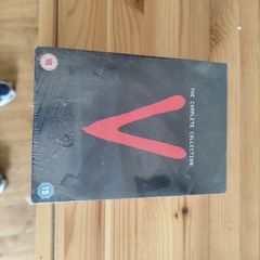 V  Dvd box set complete